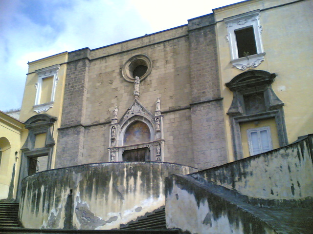 facciata chiesa san giovanni carbonara