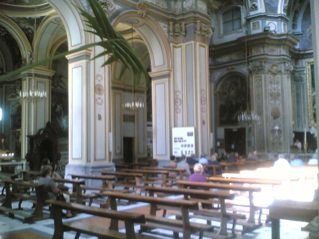 interno chiesa san nicola alla carità