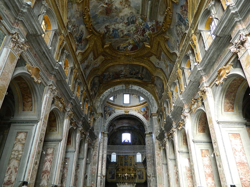 interno chiesa santi severino e sossio