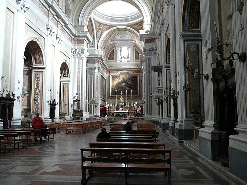 interno chiesa santa teresa degli scalzi