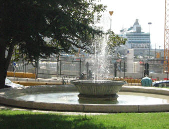 fontane piazza municipio napoli