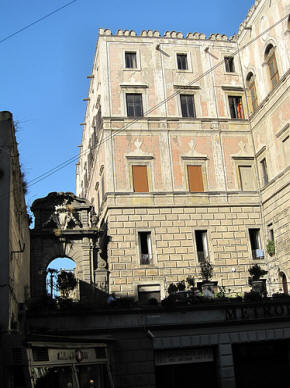 facciata palazzo cellamare a napoli