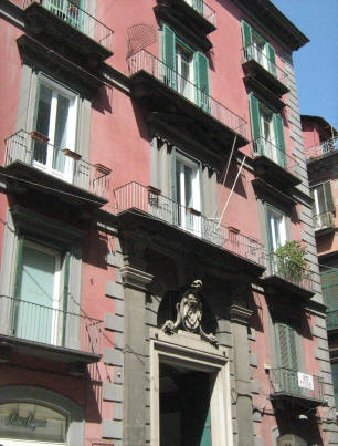 facciata palazzo lieto a napoli