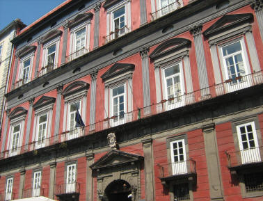 facciata palazzo saluzzo di corigliano napoli